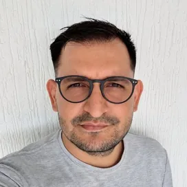 Portrait of Cristian Velásquez